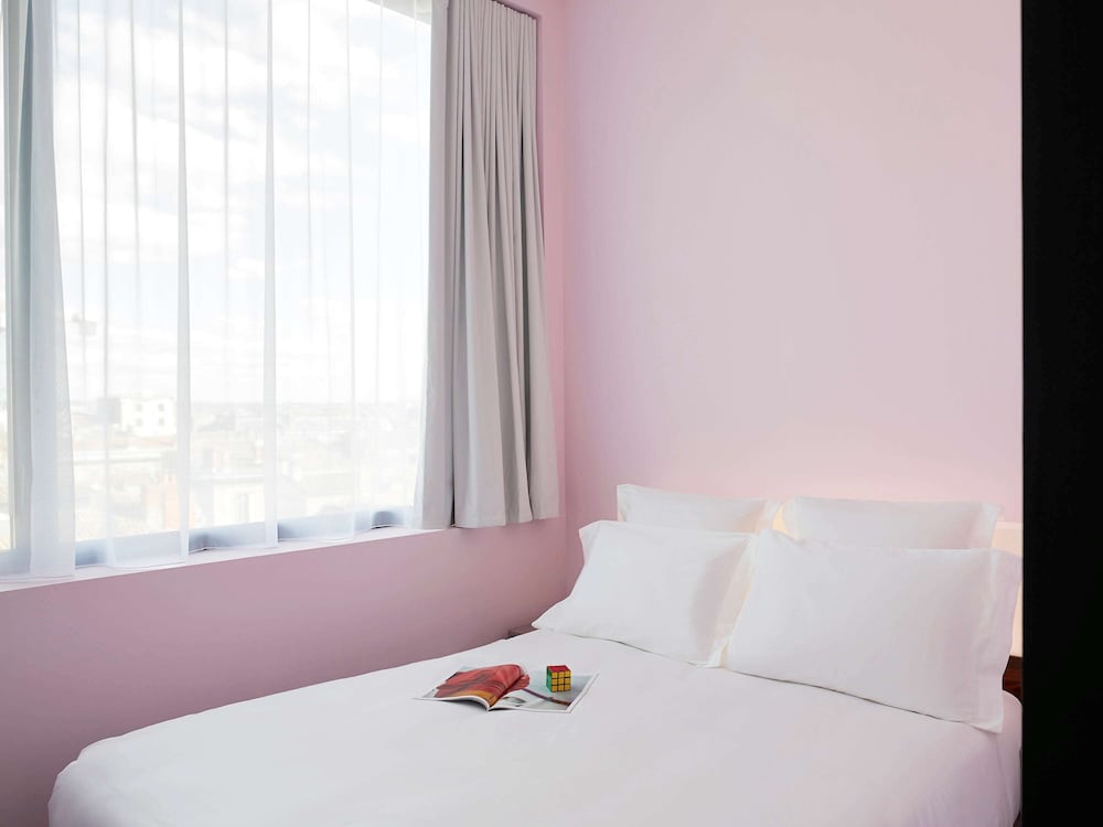 Фото Mama Shelter