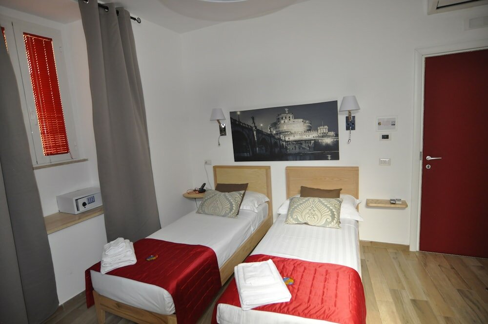 Фото Flatinrome Trastevere Deluxe Rooms