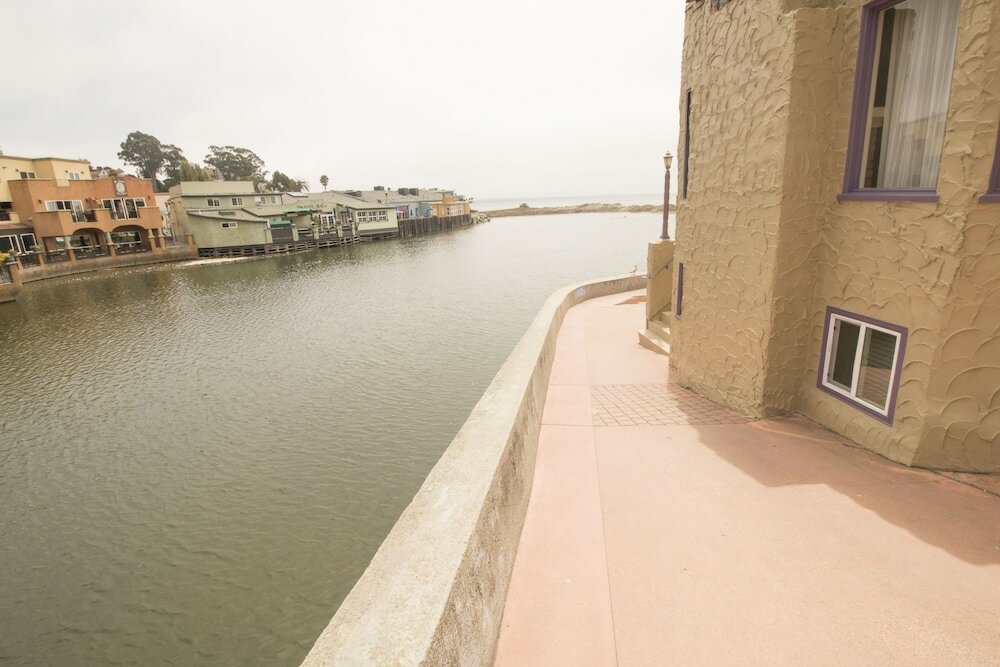 Фото Capitola Venetian Hotel