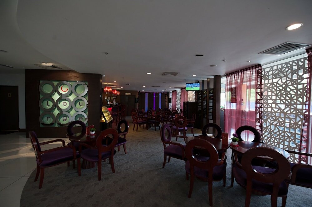 Фото Gaya Centre Hotel
