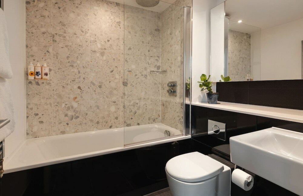 Фото Native Hyde Park