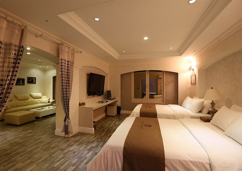 Фото Bucheon Hotel