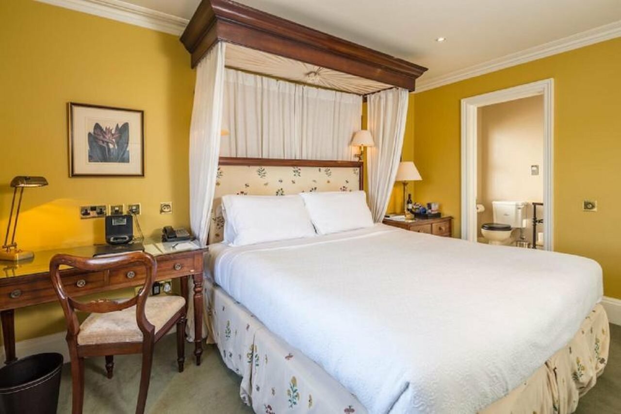 Фото Roseate House London