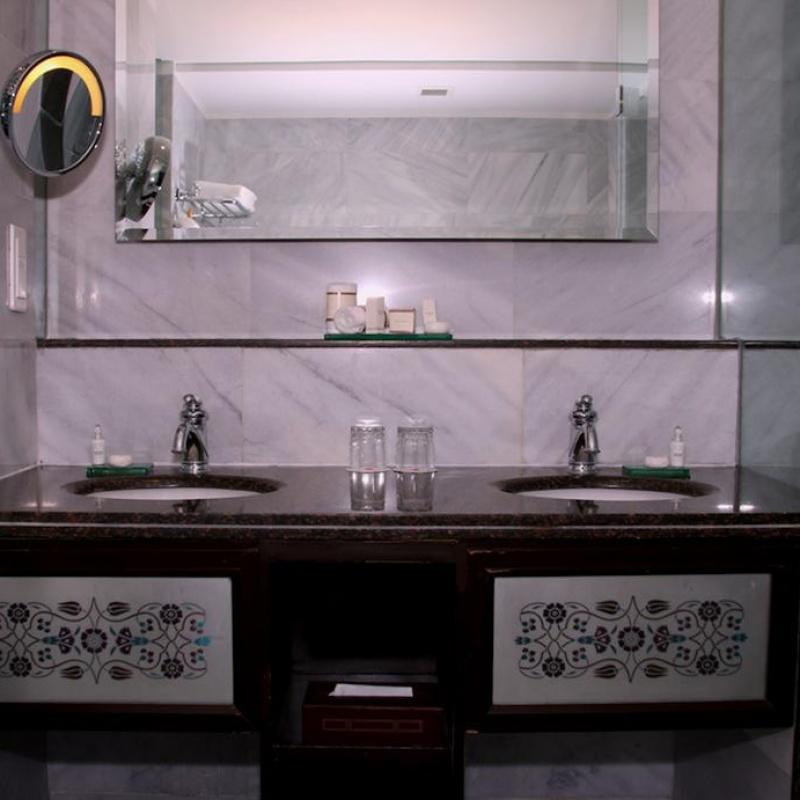 Фото Dushanbe Serena Hotel