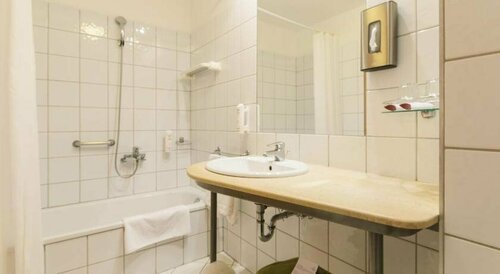 Гостиница Hunguest Hotel Aqua Sol в Хайдусобосло