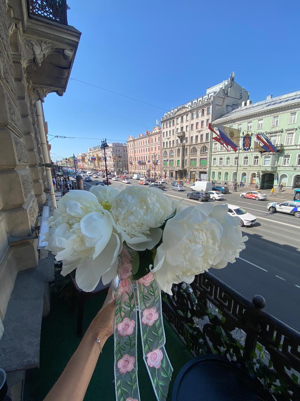 Фото Премьера на Невском проспекте