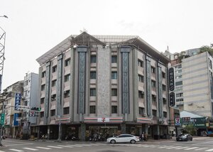 Гостиница Raise Hotel Taichung