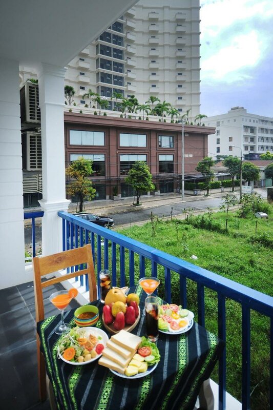 Гостиница Cavilla Hotel & Apartment