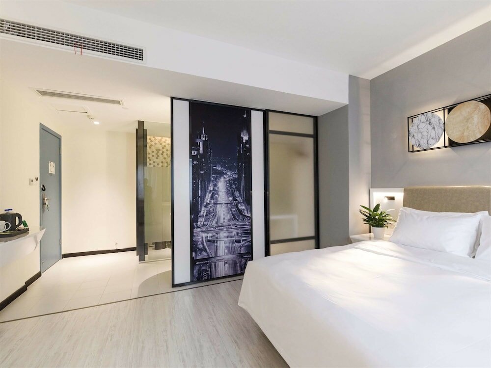 Фото Ibis Styles Chengdu Chunxi Taikoo Li Hotel