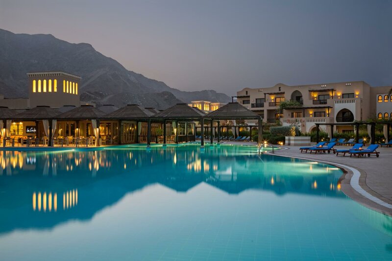 Гостиница Miramar Al Aqah Beach Resort