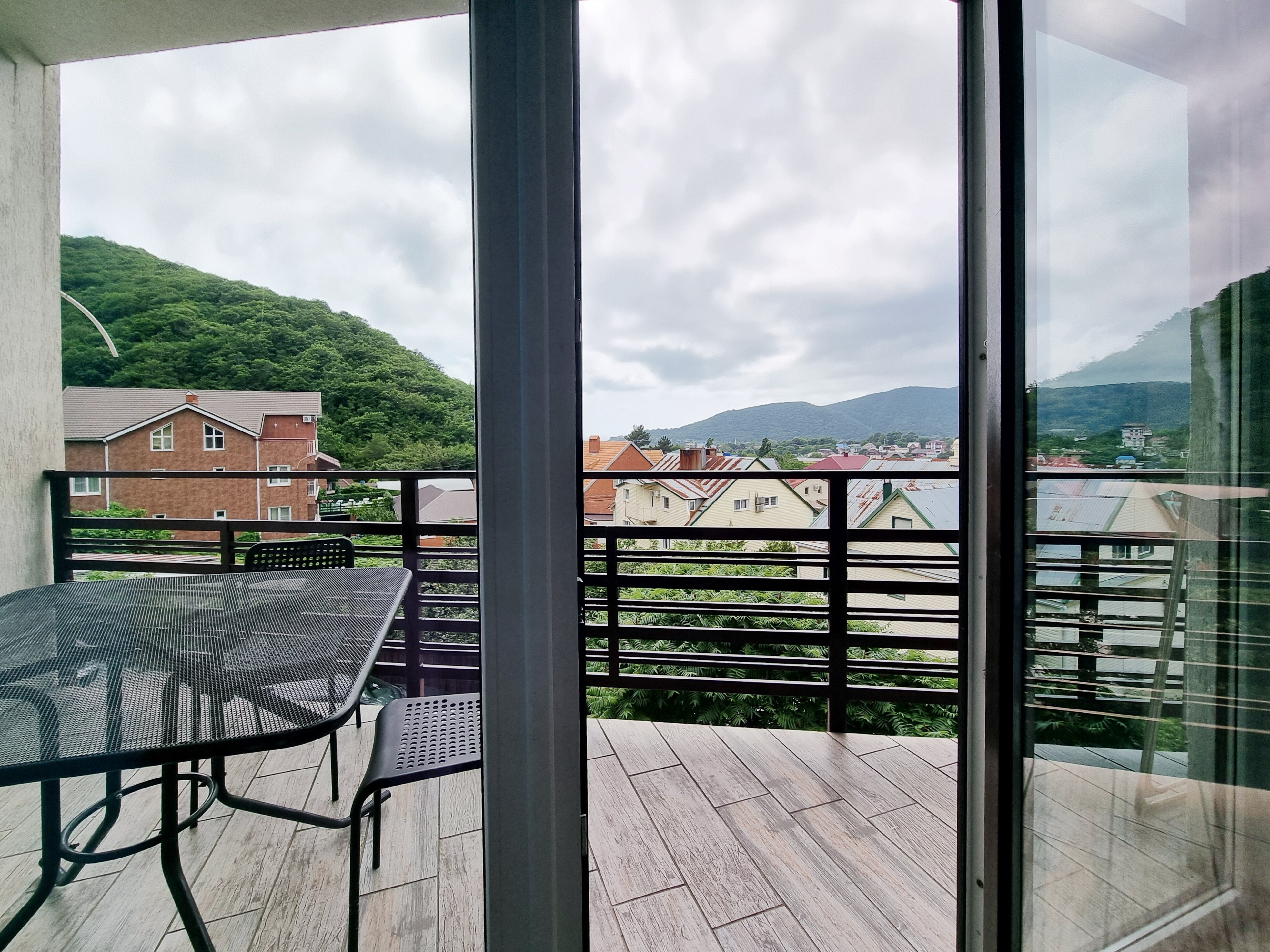 Фото Альпийская 14