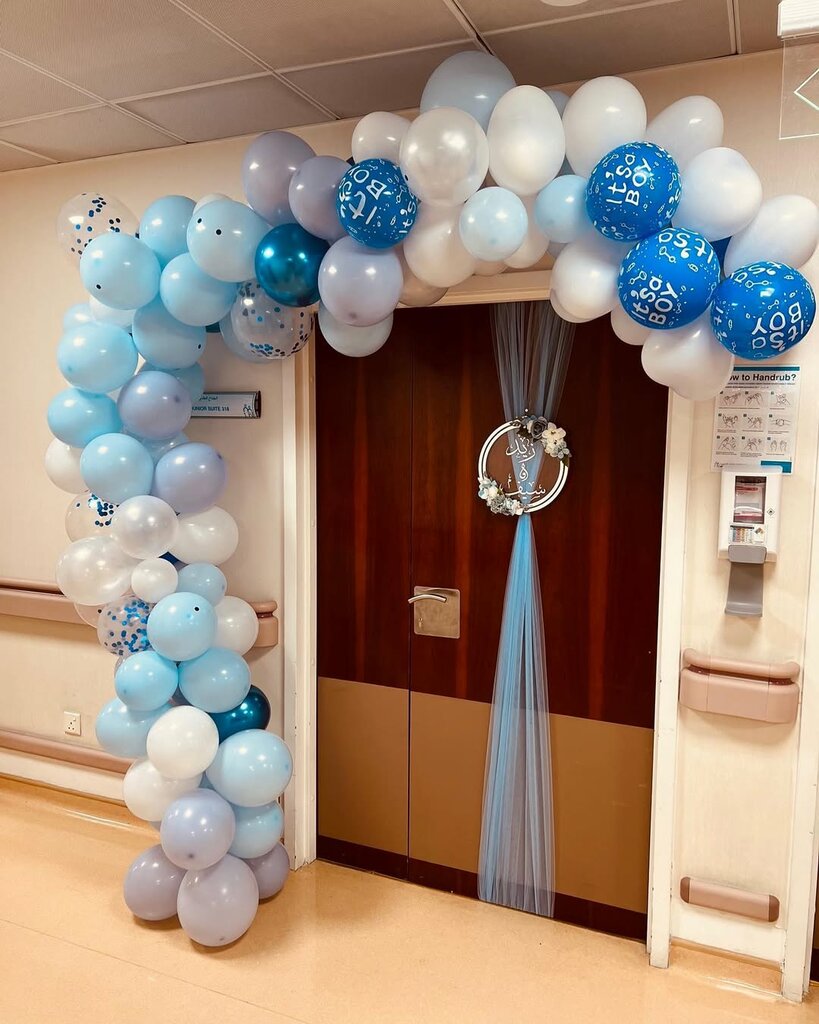 Supermarket Qashoo, Dubai, photo