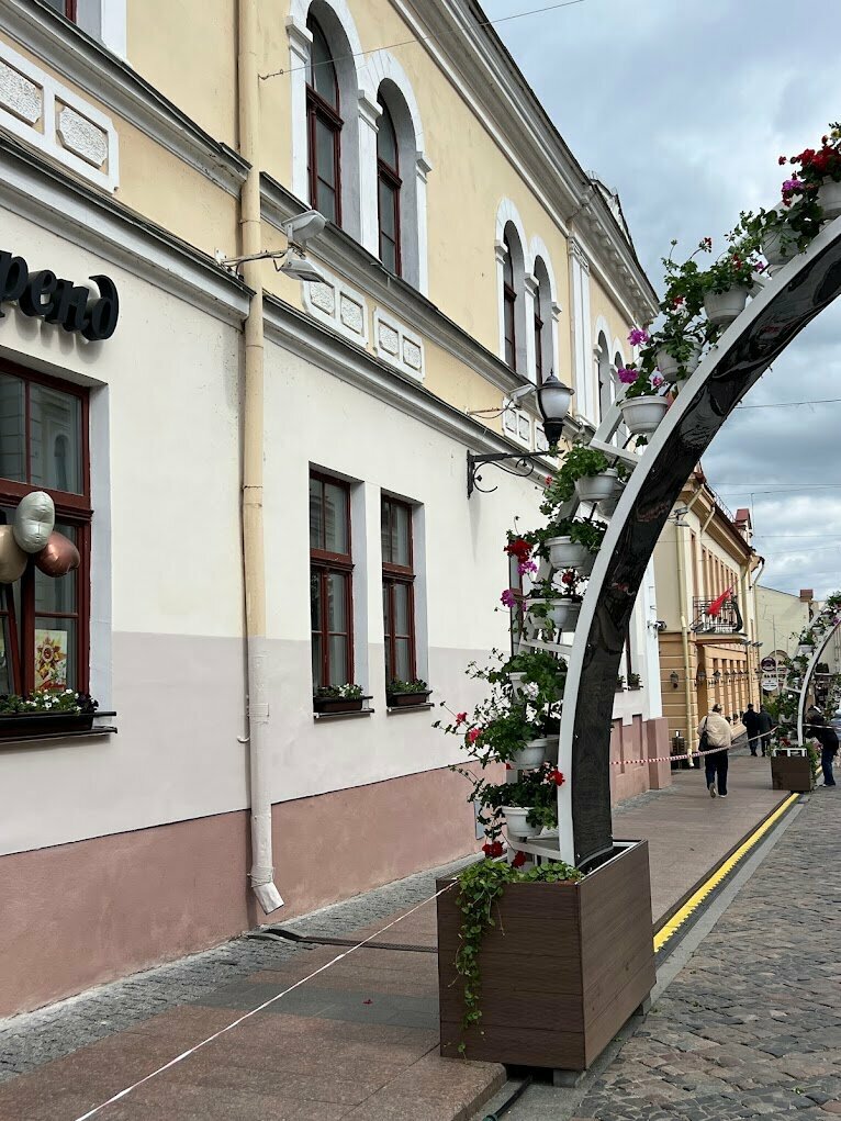 Sale and lease of commercial real estate Royal, Grodno, photo