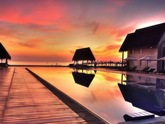 Фото Maalu Maalu Resort & SPA Pasikuda