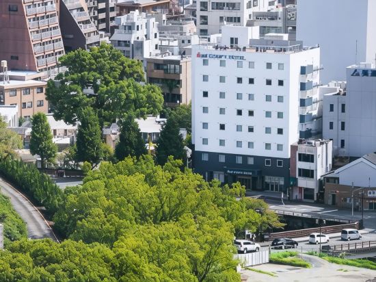 Фото &and Comfy Hotel Kumamotojo View