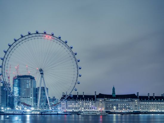 Фото London Marriott Hotel County Hall