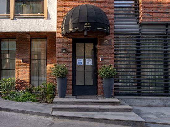 Фото Brooch Boutique Hotel