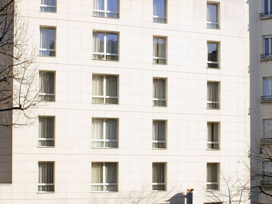 Фото Citadines Montmartre Paris