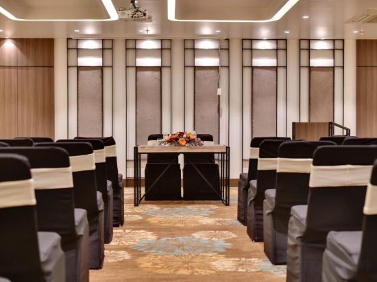 Фото IStay Hotels Andheri Midc