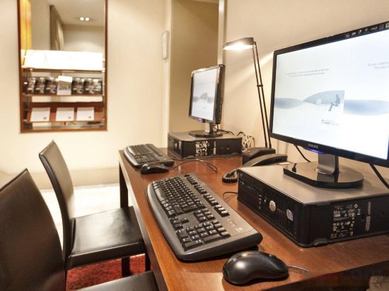 Фото Midmost Barcelona  by Majestic Hotel Group