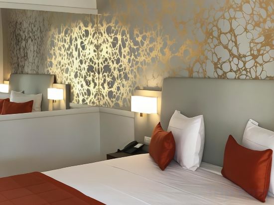 Фото Hotel Shangri-La Roma