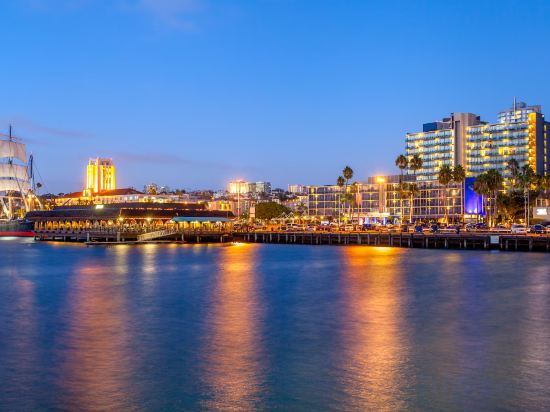 Фото Wyndham San Diego Bayside