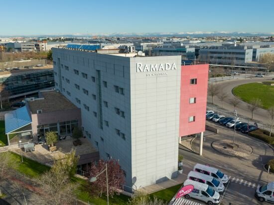 Фото Ramada by Wyndham Madrid Getafe