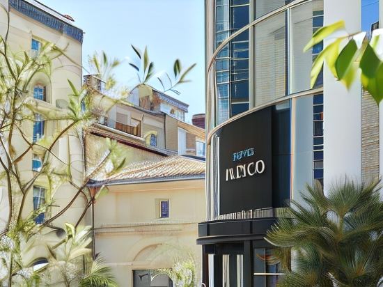 Фото Hotel Indigo Bordeaux Centre Chartrons, an Ihg Hotel