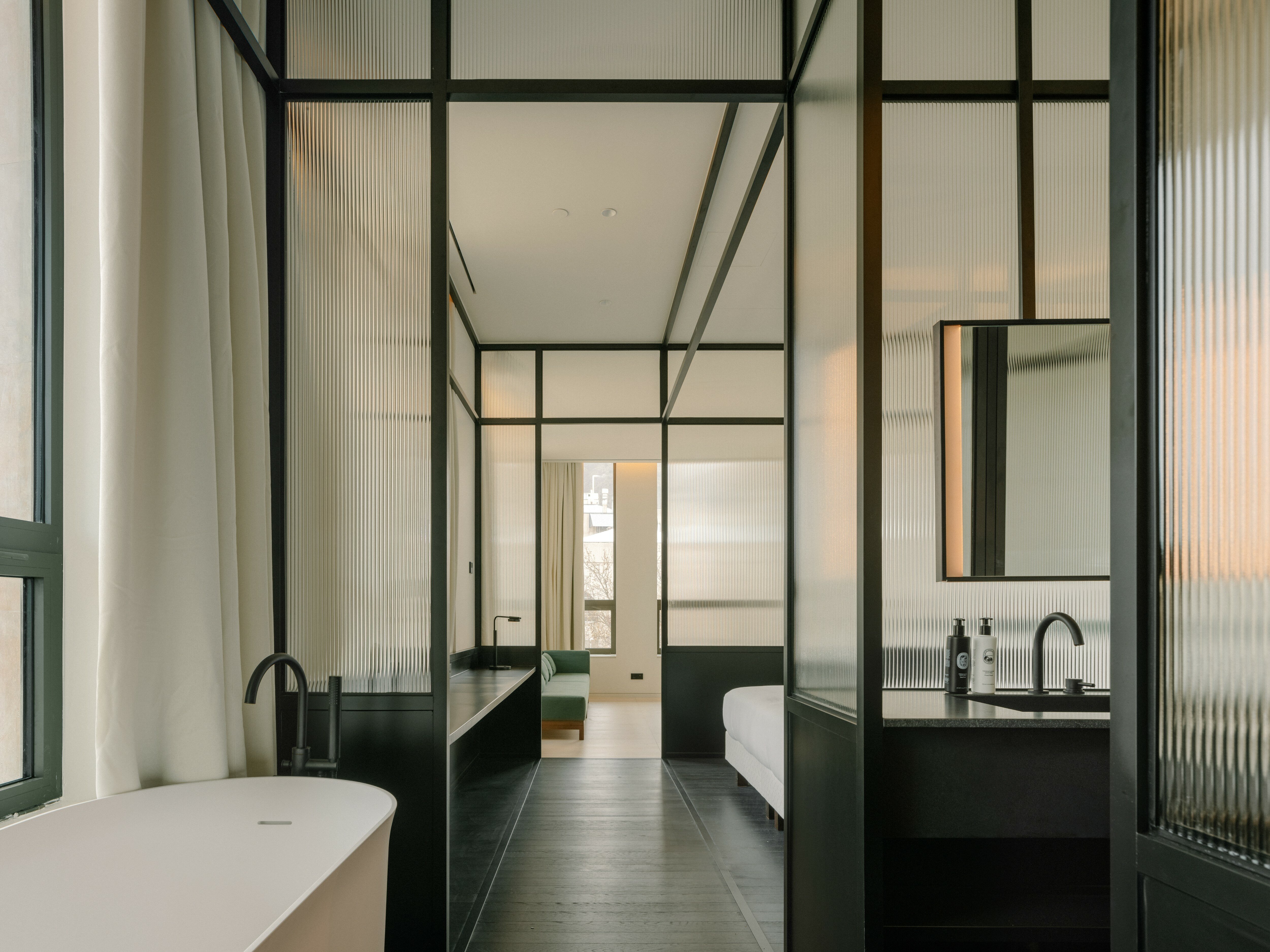 Фото The Telegraph Hotel