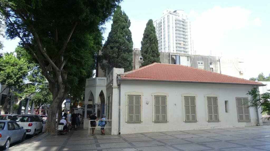 Synagogue Kibutz Galuyot, Petah Tikva, photo