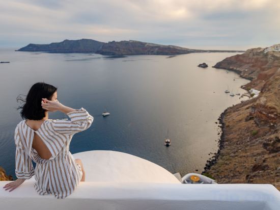 Фото Ikies Santorini