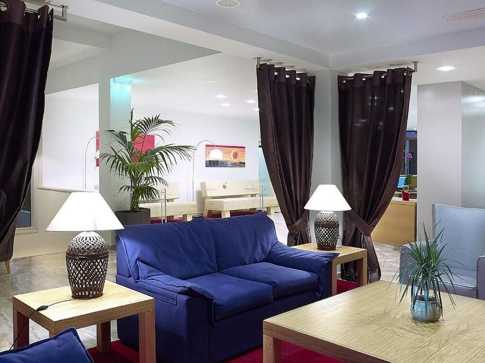 Фото Kakkos Beach Hotel - Adults Only