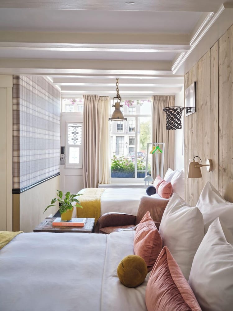 Фото Max Brown Hotel Canal District