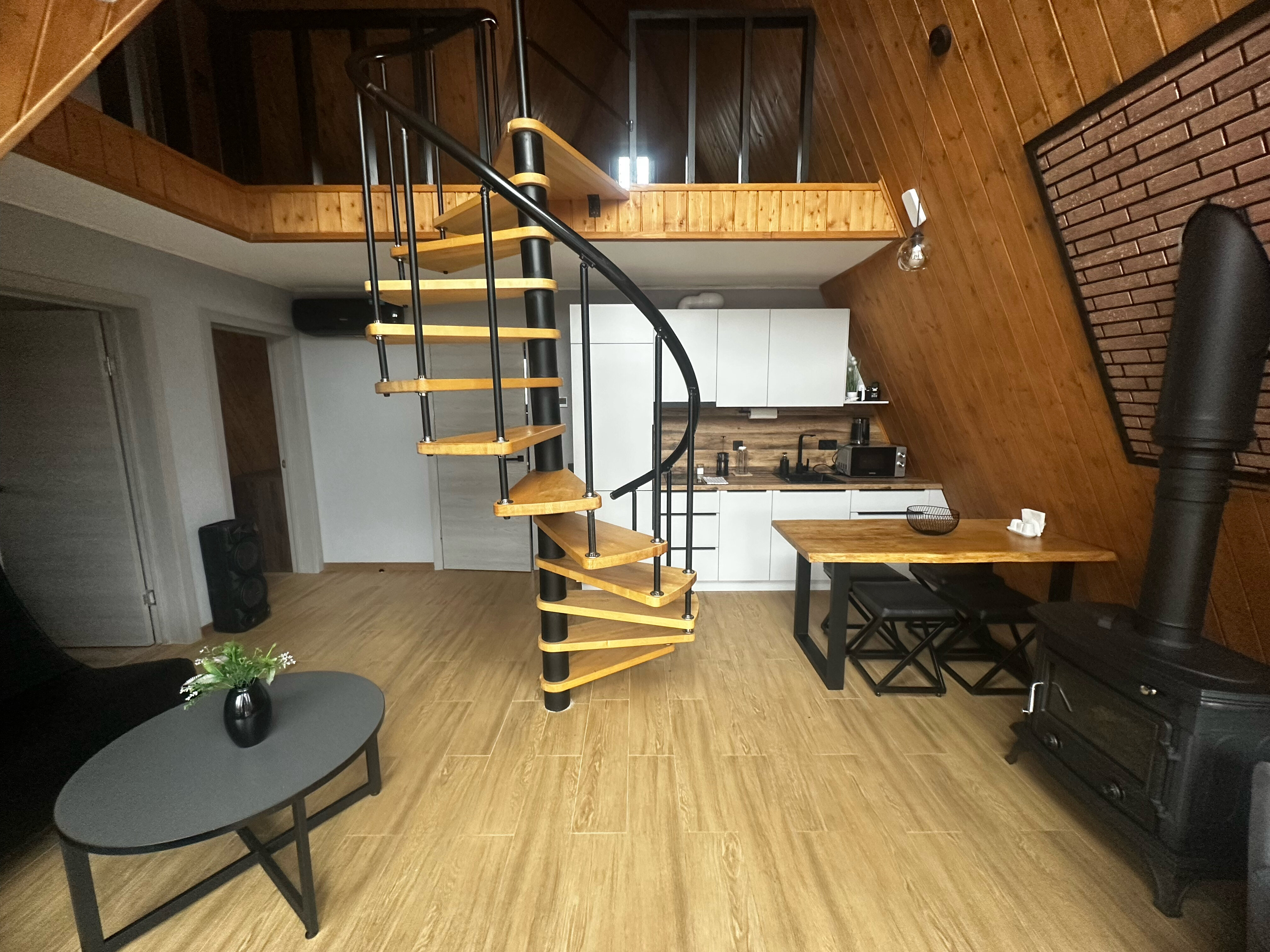 Фото A-Frame Family