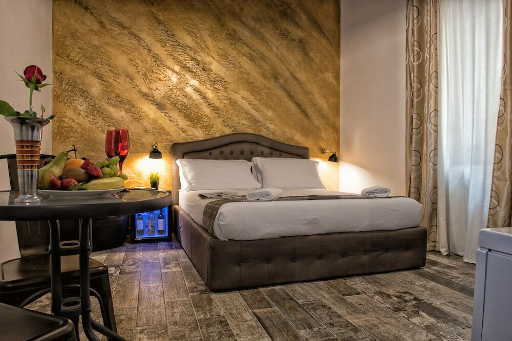 Фото Navona Rooms with Hot Tub