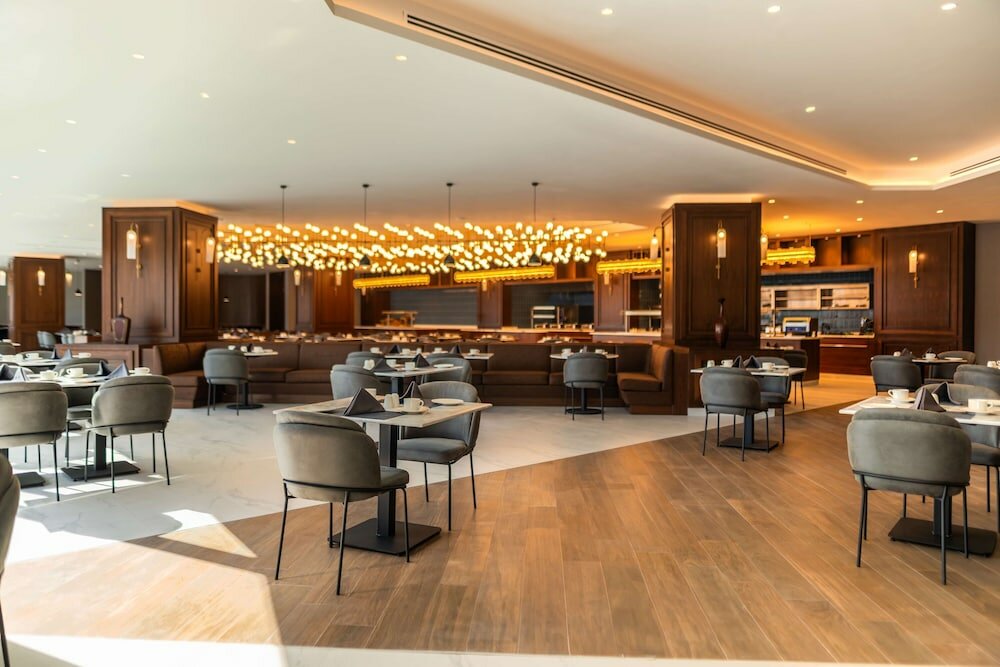 Фото Radisson Blu Hotel, Amman Galleria Mall