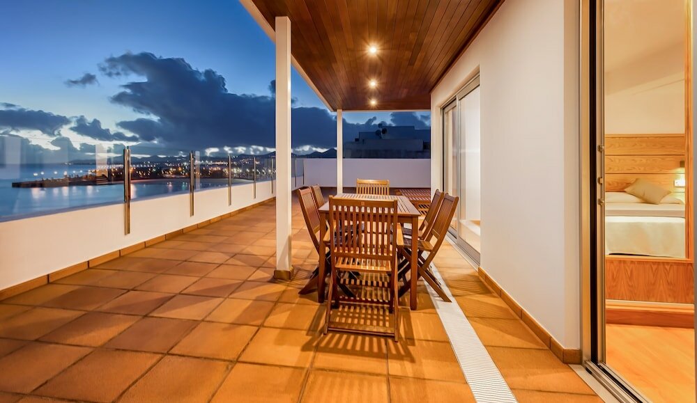 Фото Lancelot Hotel