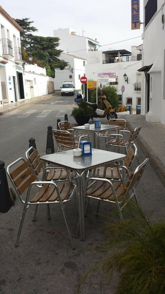 Фото Hostal Fornet