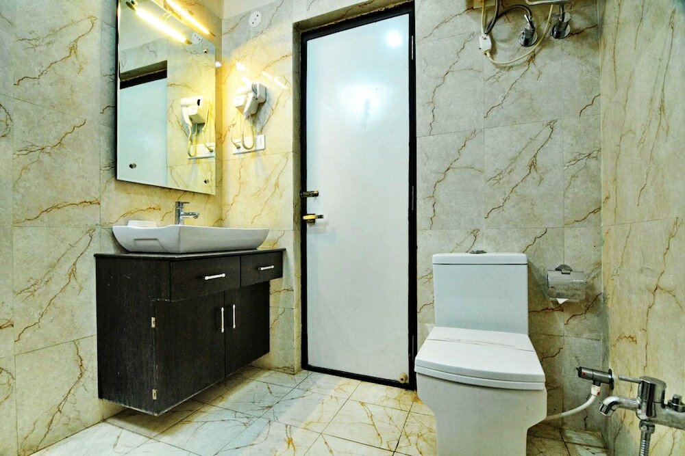 Фото Savera A Business Luxury Hotel