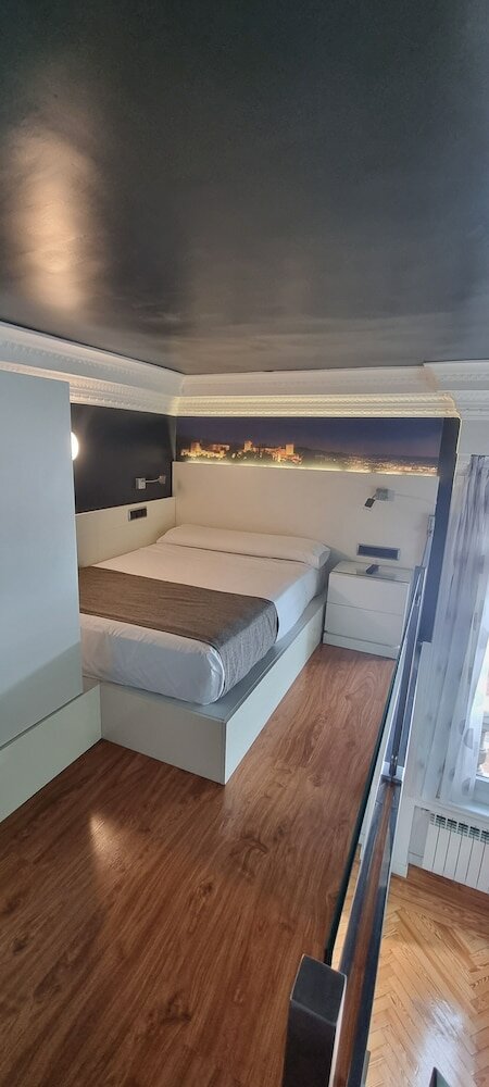 Фото Hostal Abadía Madrid