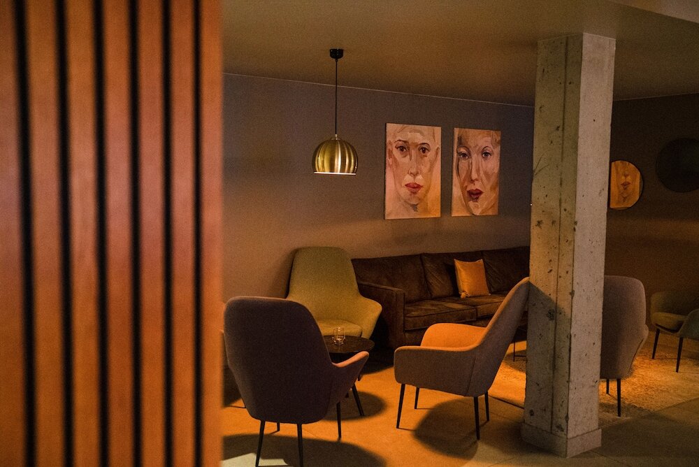 Фото Konvin Hotel by Reykjavik Keflavik Airport