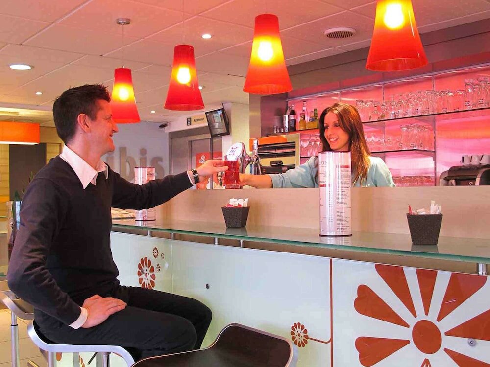 Фото ibis Etampes