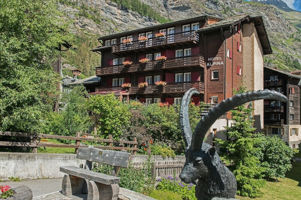 Фото Hotel Alpina