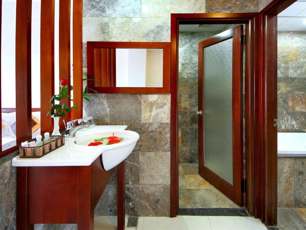 Фото Sunshine Hotel