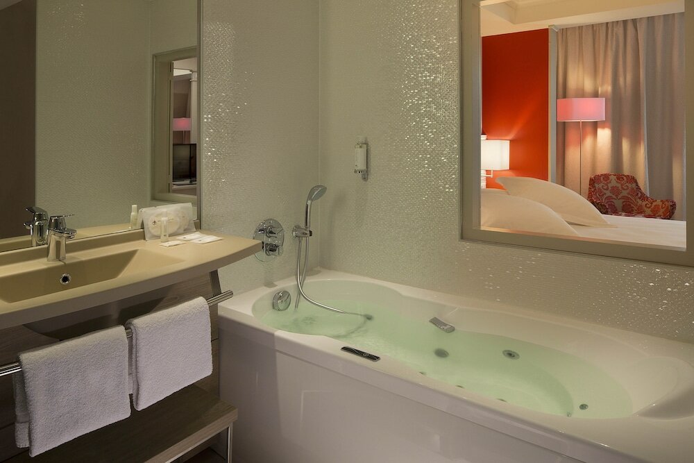 Фото Oceania L'Univers Tours