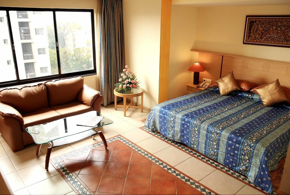 Фото Harrisons Hotel