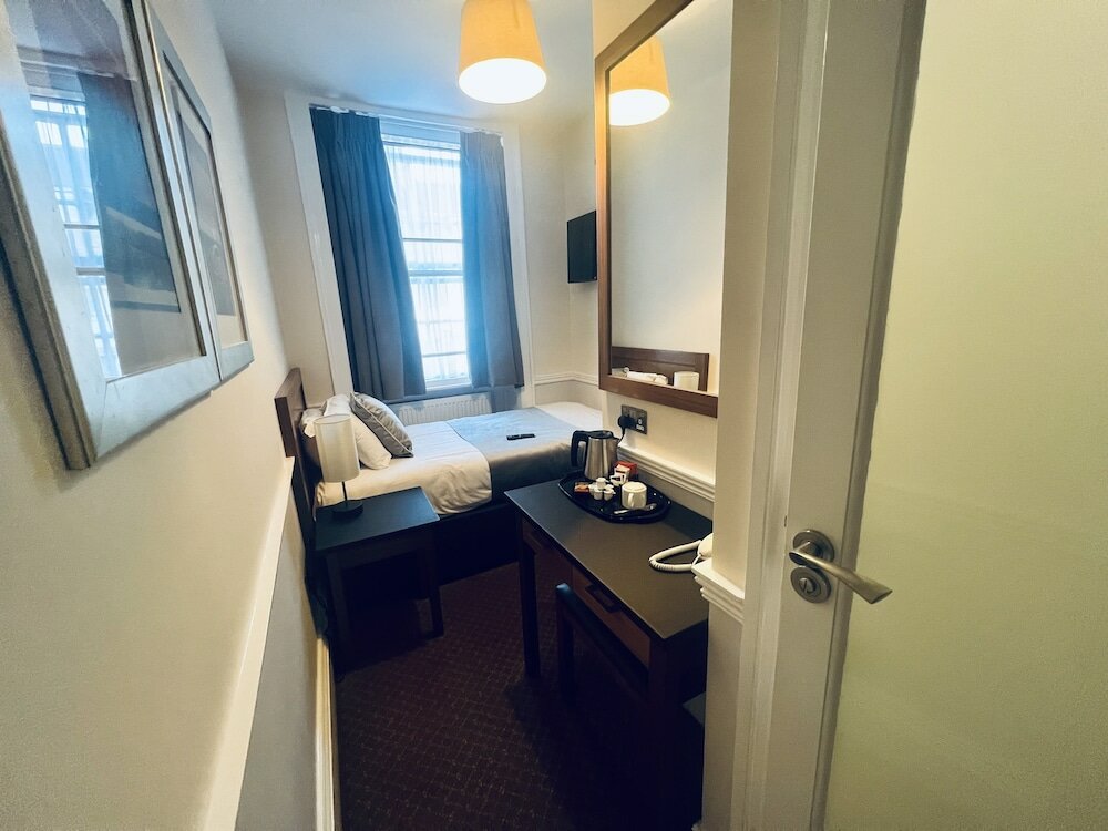 Фото Hotel Cavendish