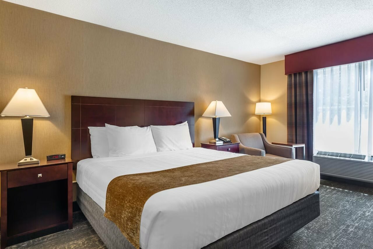 Фото Best Western Braintree Inn