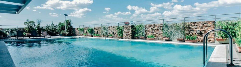 Фото Greenhills Elan Hotel Modern