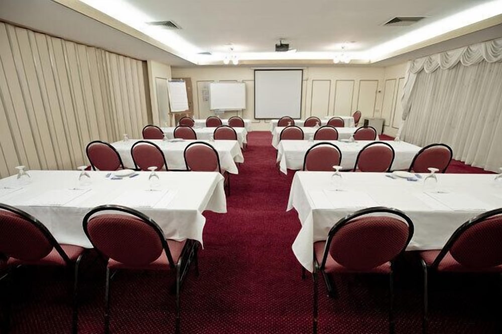 Фото Centrepoint Motor Inn